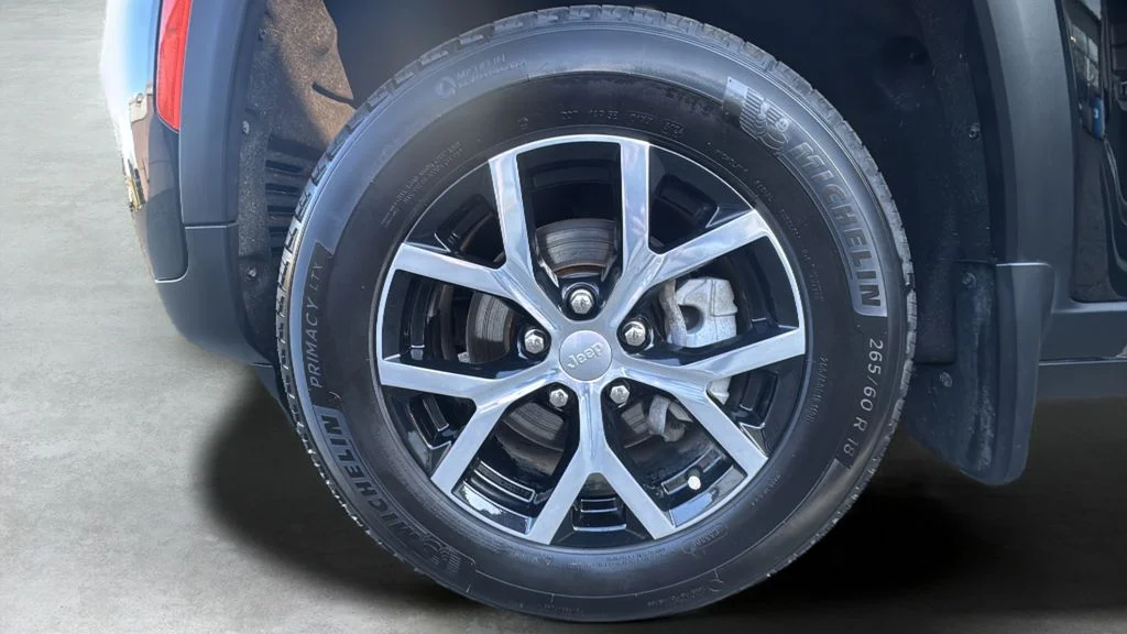 Used 2025 Black Jeep Limited image 17