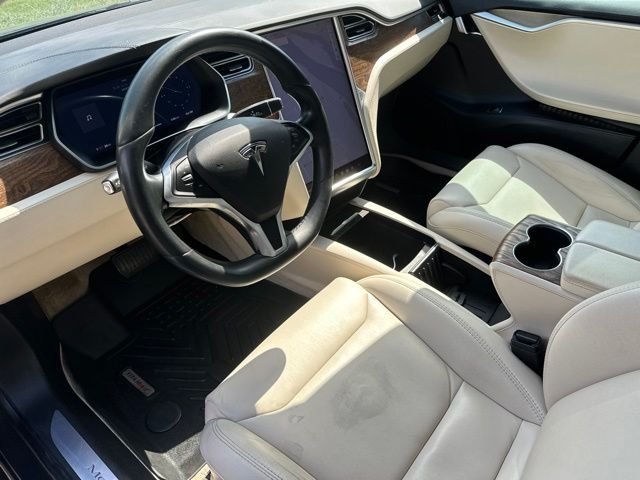 Used 2018 Silver Metallic Tesla 100D image 12