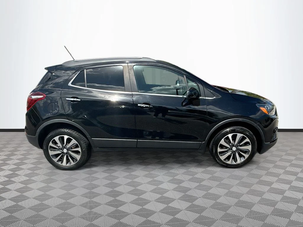 Used 2021 Black Buick Preferred image 9