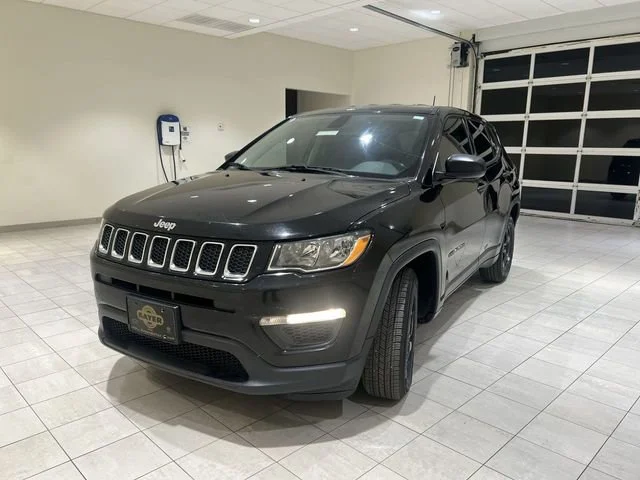 2020 Jeep Compass Sport's photo