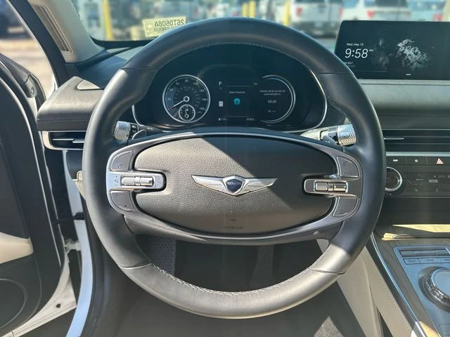 Used 2024 White Genesis 2.5T image 15