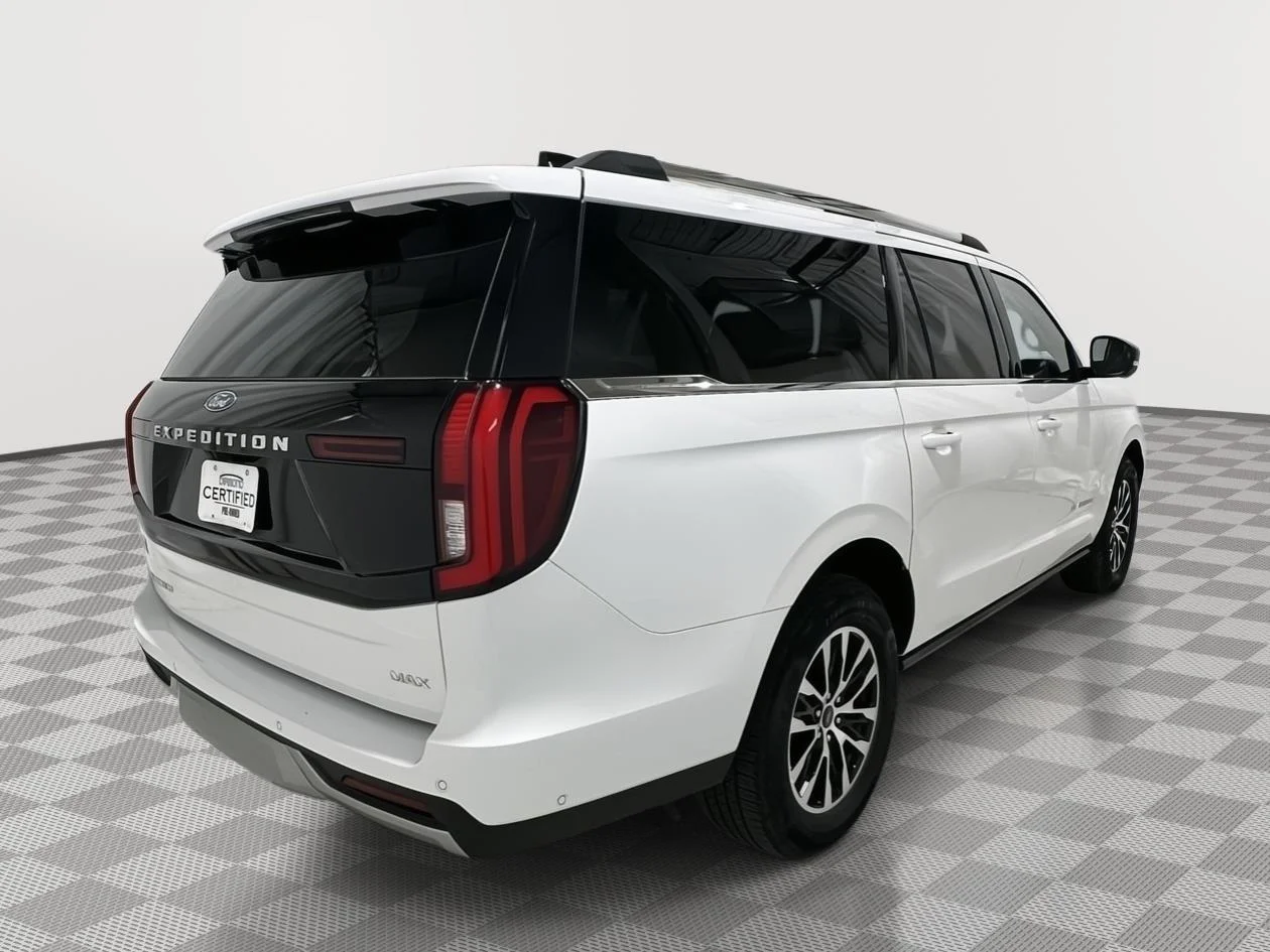Used 2025 Oxford White Ford Platinum image 4