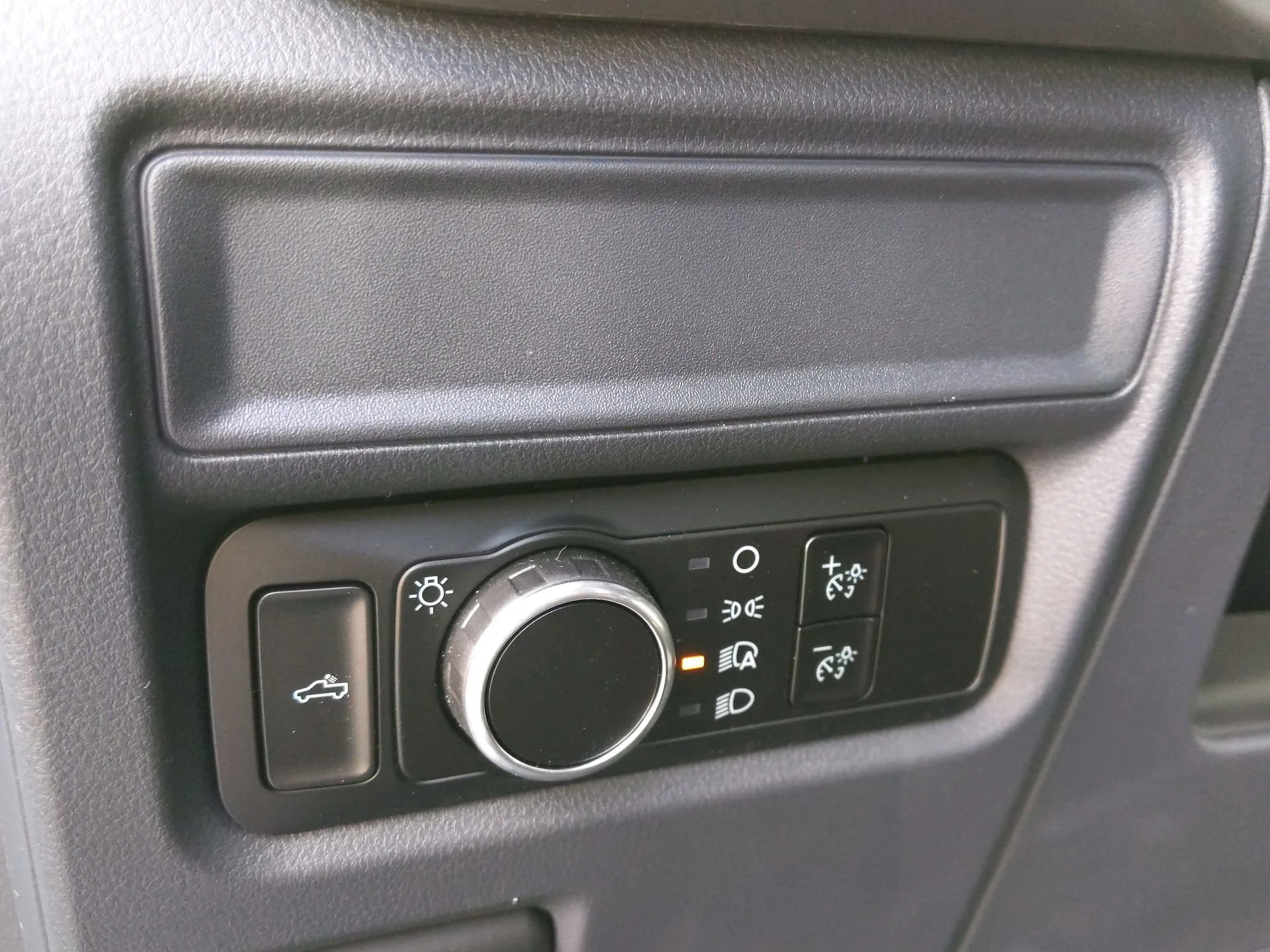 Used 2024 Oxford White Ford XL image 37