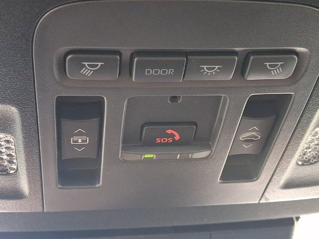 Used 2025  Toyota XSE image 32