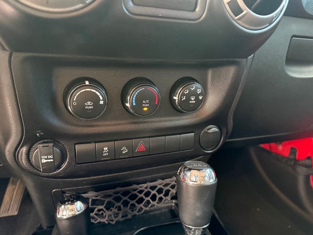 2017 Jeep Wrangler Unlimited Sport - Photo 24