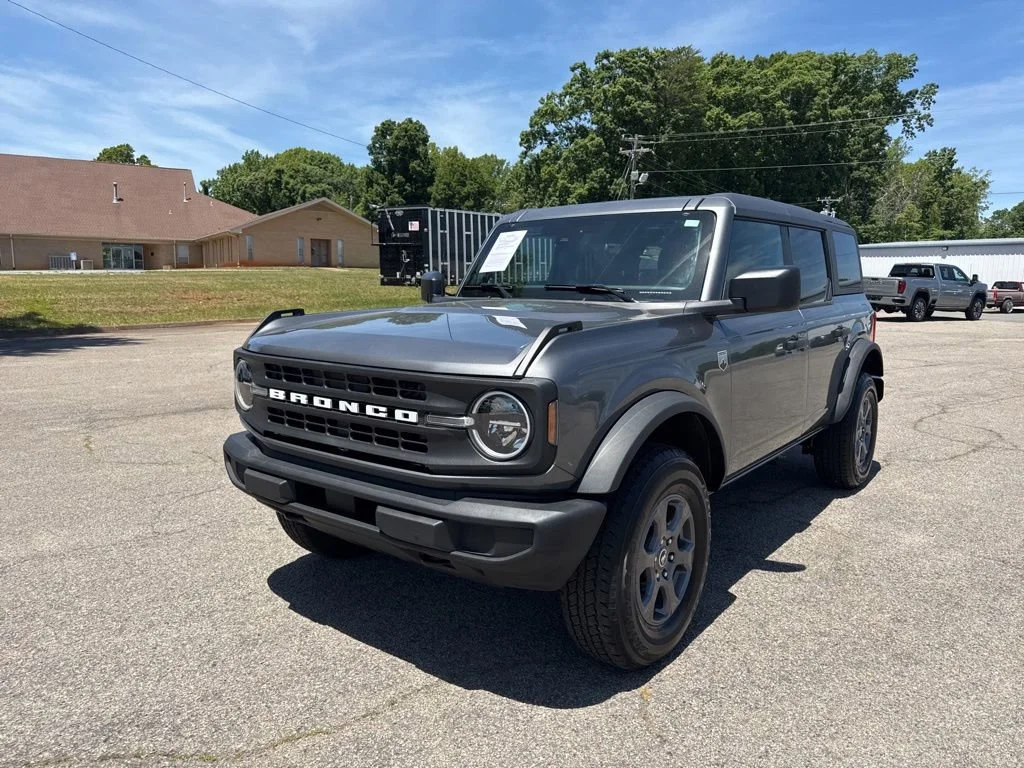 2025 Ford Bronco's photo