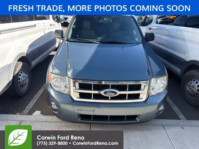 Used 2012 Blue Ford XLT image 2