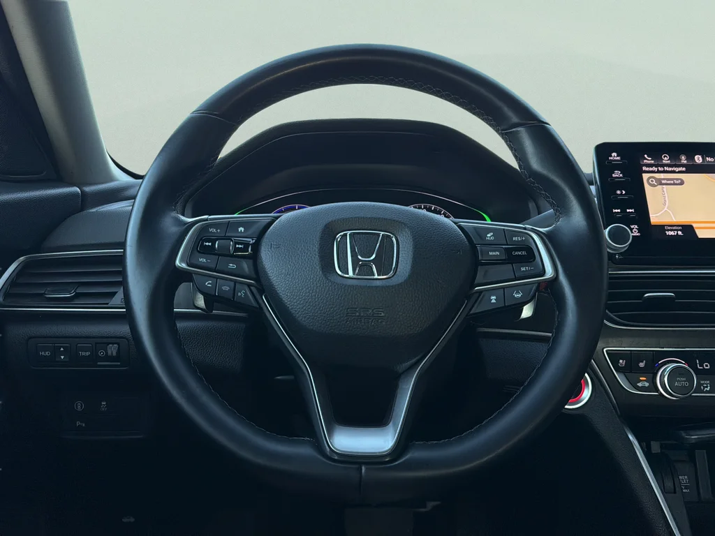 Used 2018 Black Honda Touring image 28