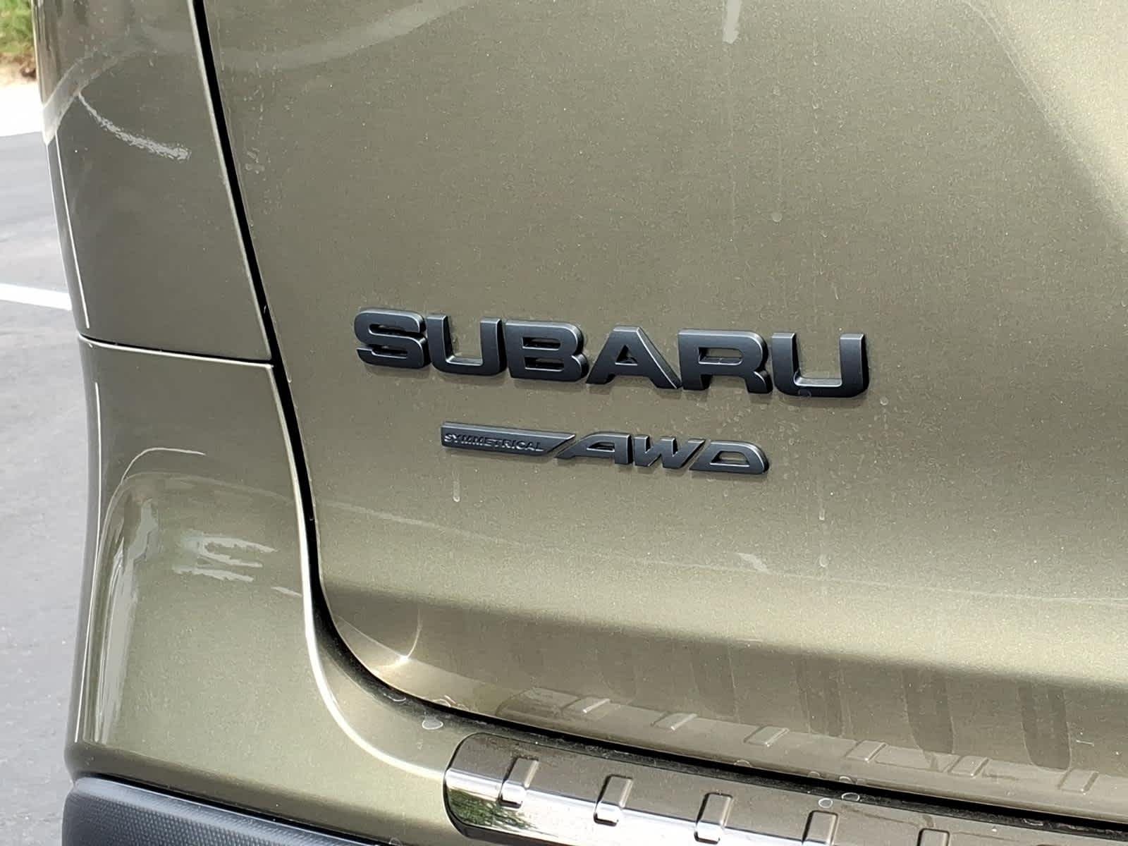 New 2026 AUTUMN GREEN METALLIC Subaru Onyx Edition Touring 7-Passenger image 11