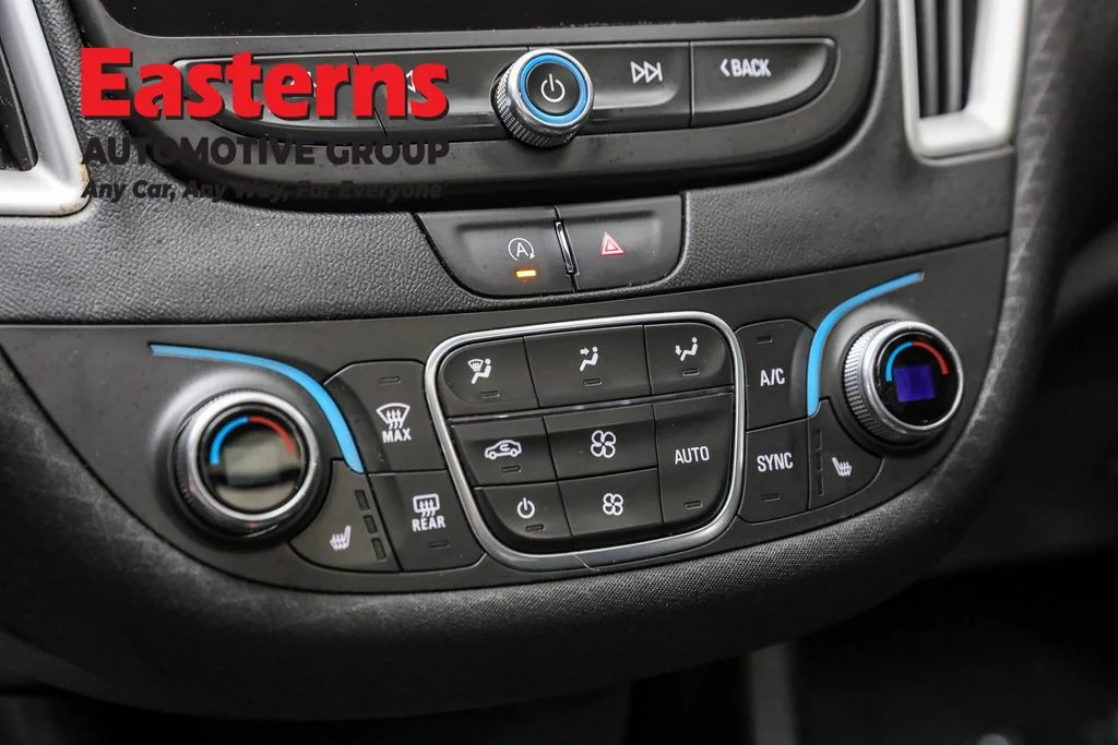 Used 2023 Black Chevrolet LT image 19