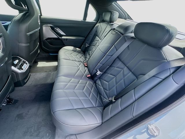 New 2026 Gray BMW 750e xDrive image 21