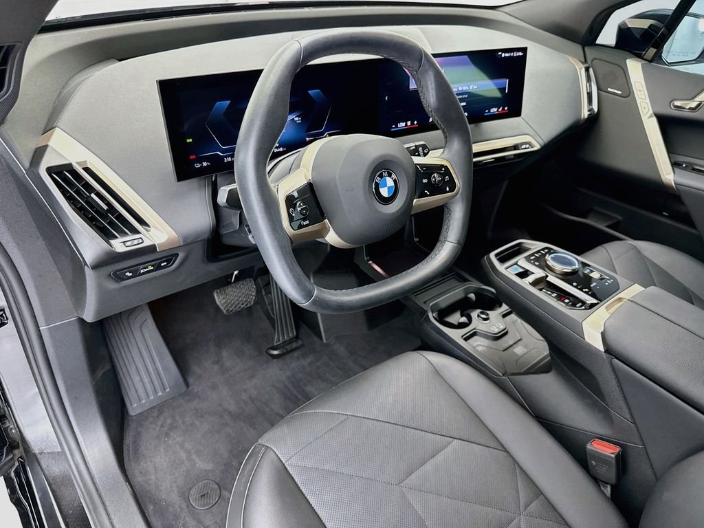 Certified Used 2026 Black Sapphire Metallic BMW xDrive45 image 9
