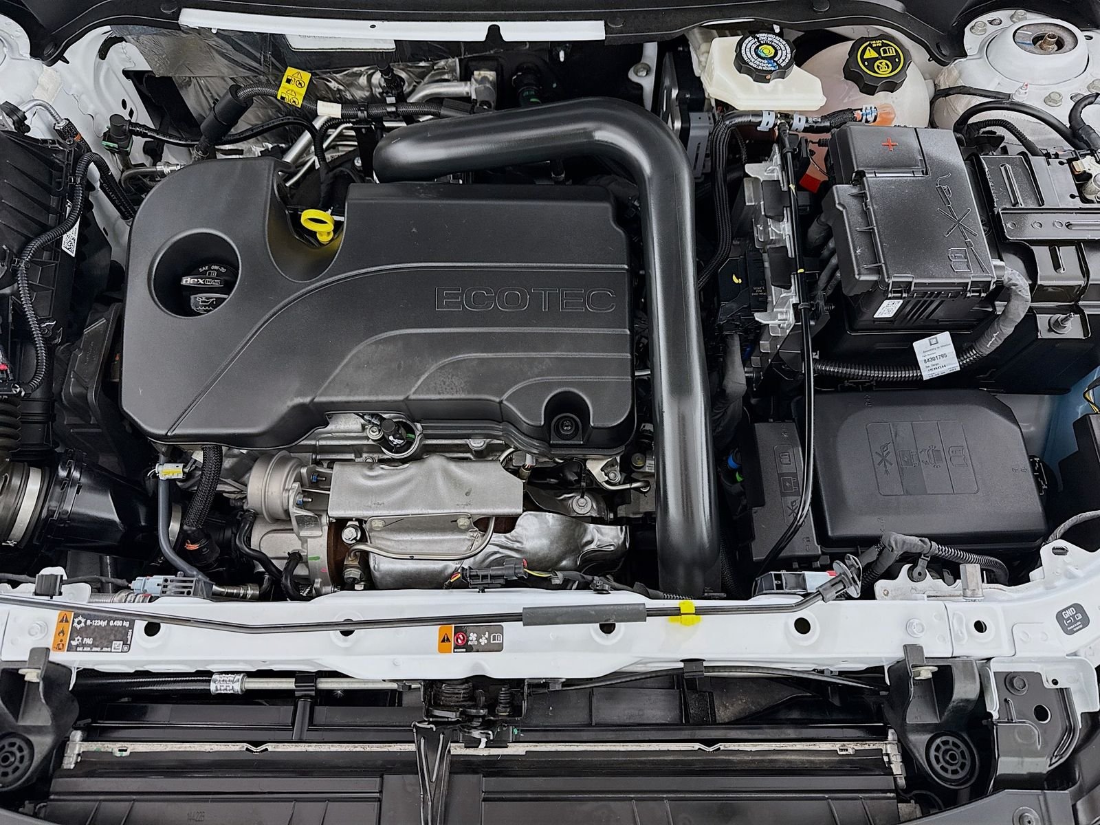 Used 2023 Summit White Chevrolet LT image 10