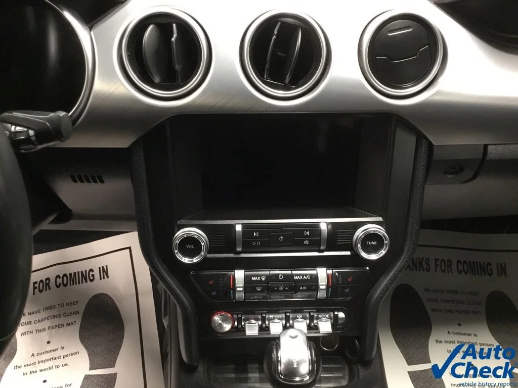 Used 2019 Silver Ford GT Premium image 48