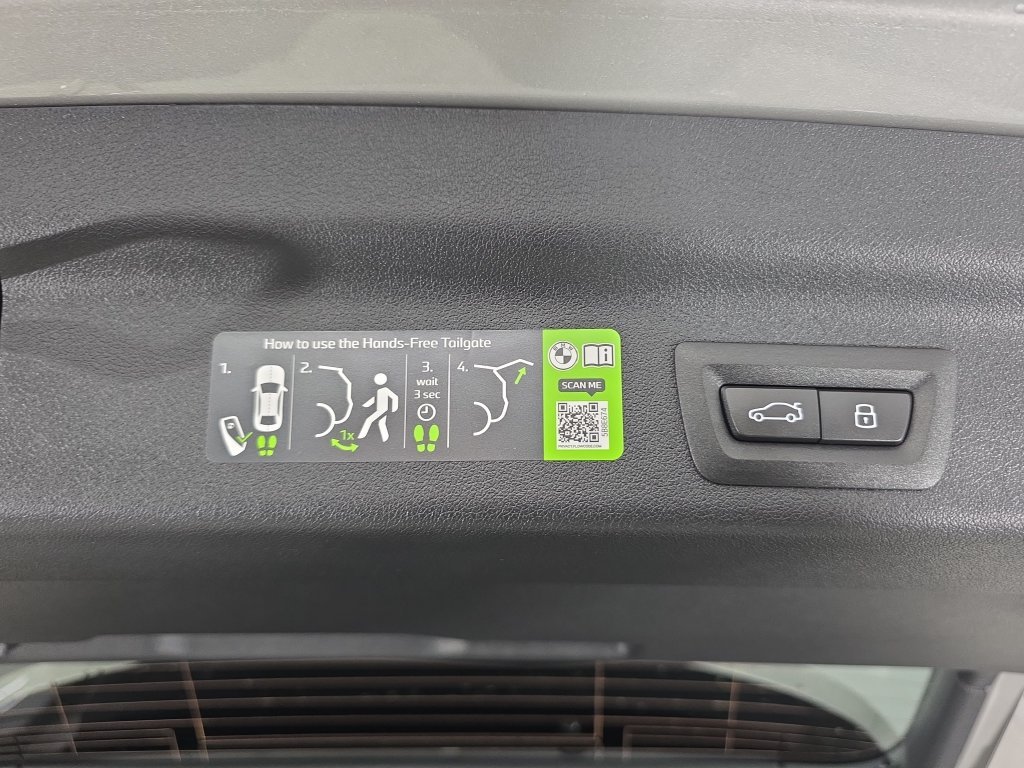 New 2026 Space Silver Metallic BMW xDrive28i image 13