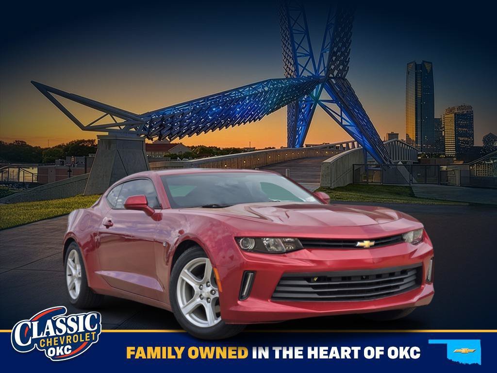 Used 2017 GARNET RED TINTCOAT Chevrolet 1LT image 1