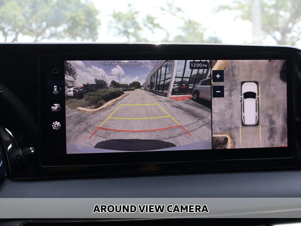 Used 2024 White Hyundai SEL image 6