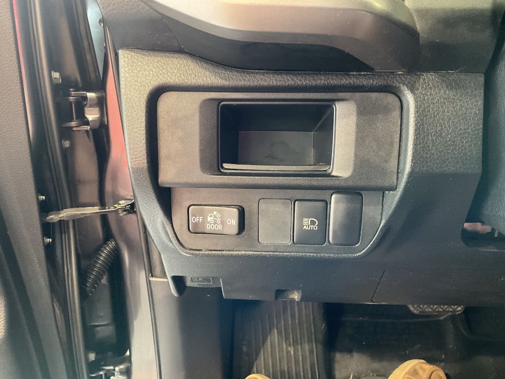 Used 2019 Gray Toyota SR5 image 17