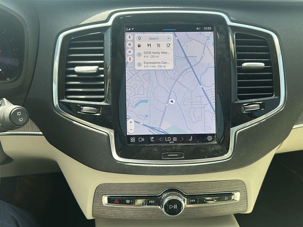 Used 2023 Bright Dusk Metallic Volvo Plus image 7