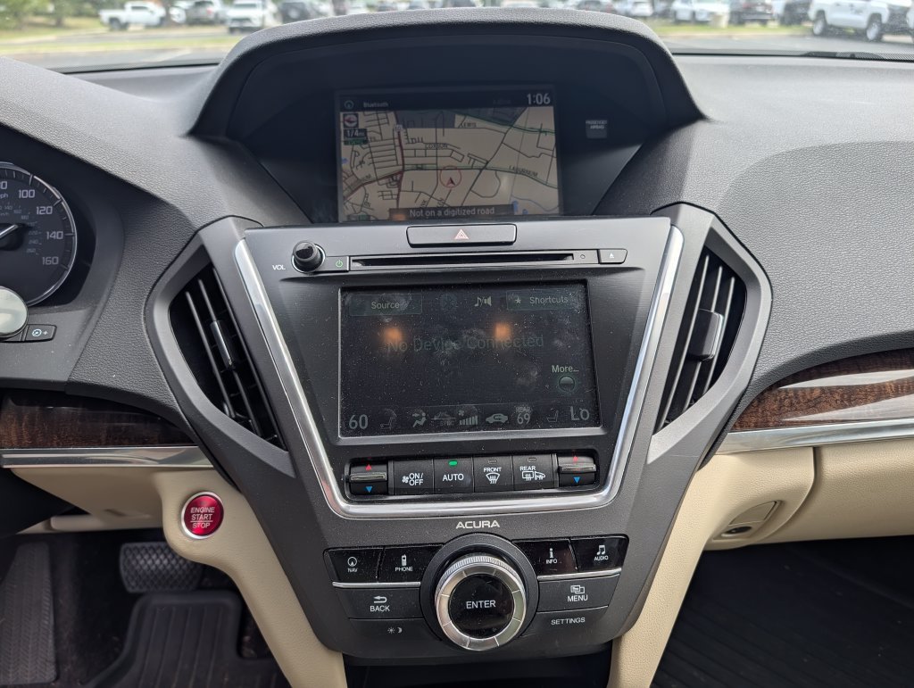 Used 2017 White Acura 3.5L image 4