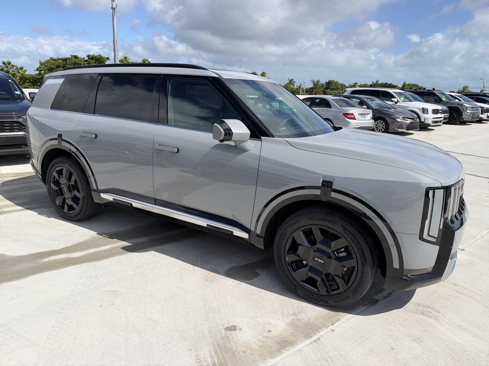New 2027 Wolf Gray KIA SX-Prestige image 3