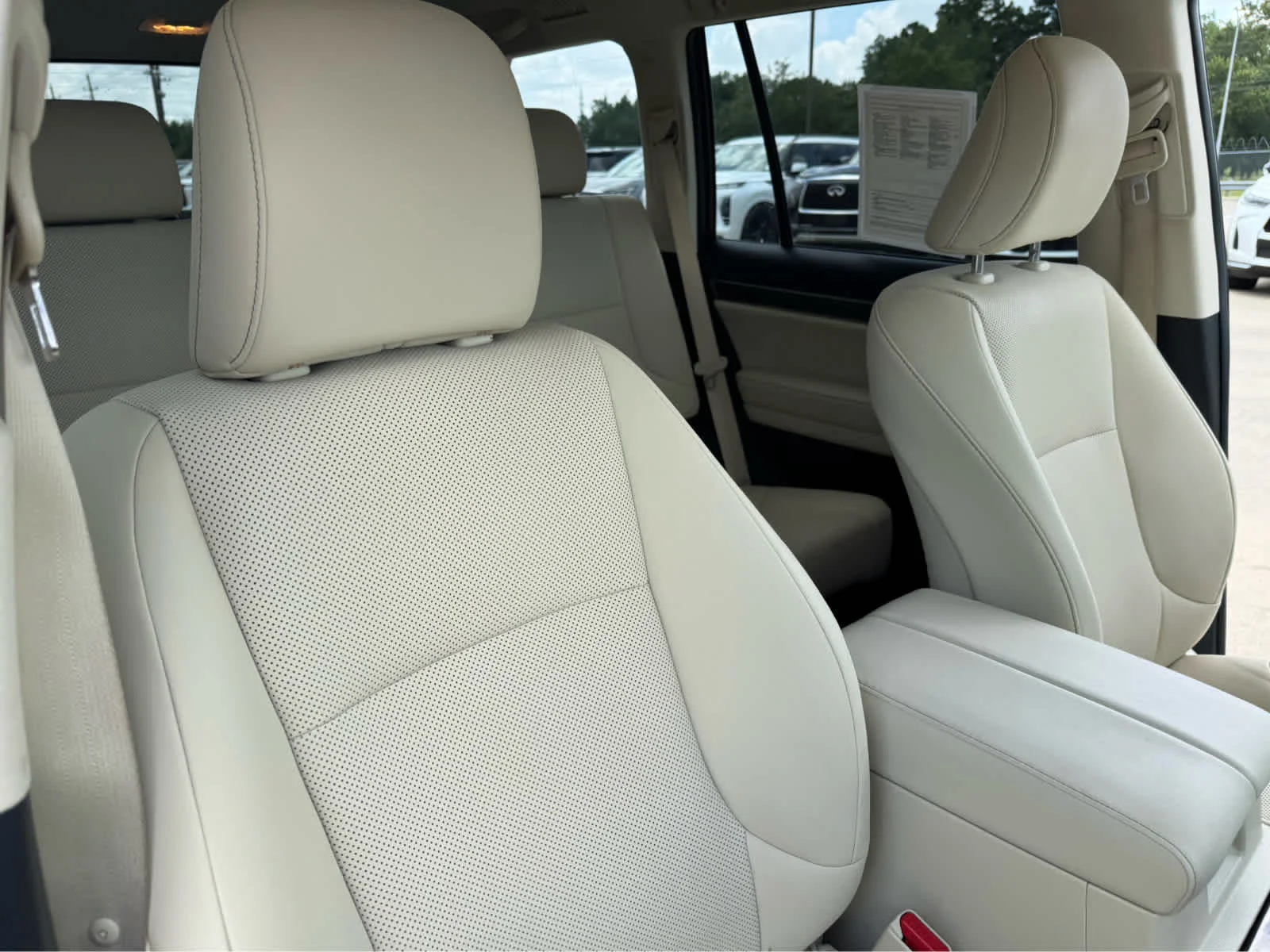 Used 2021 Starfire Pearl Lexus Premium image 13