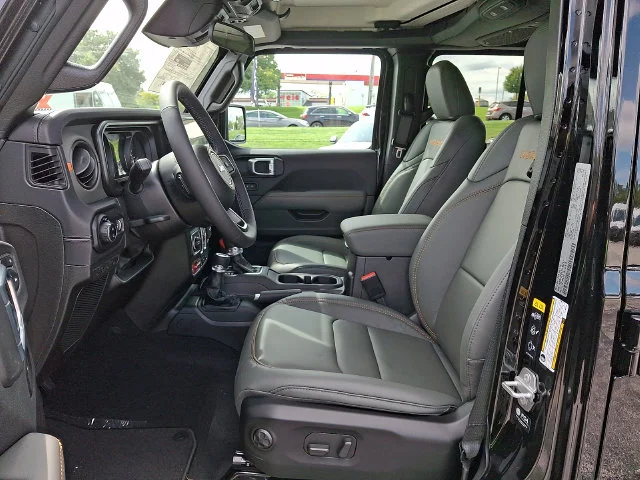 New 2026 Black Jeep Mojave image 9