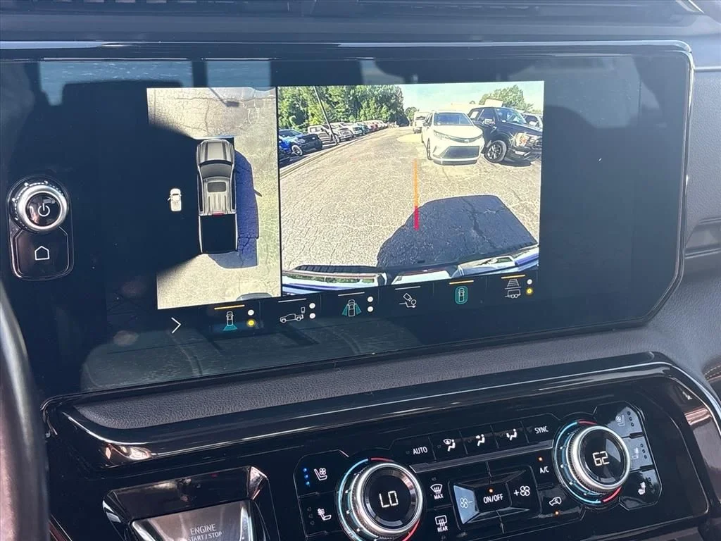 Used 2022 Black GMC AT4 image 33