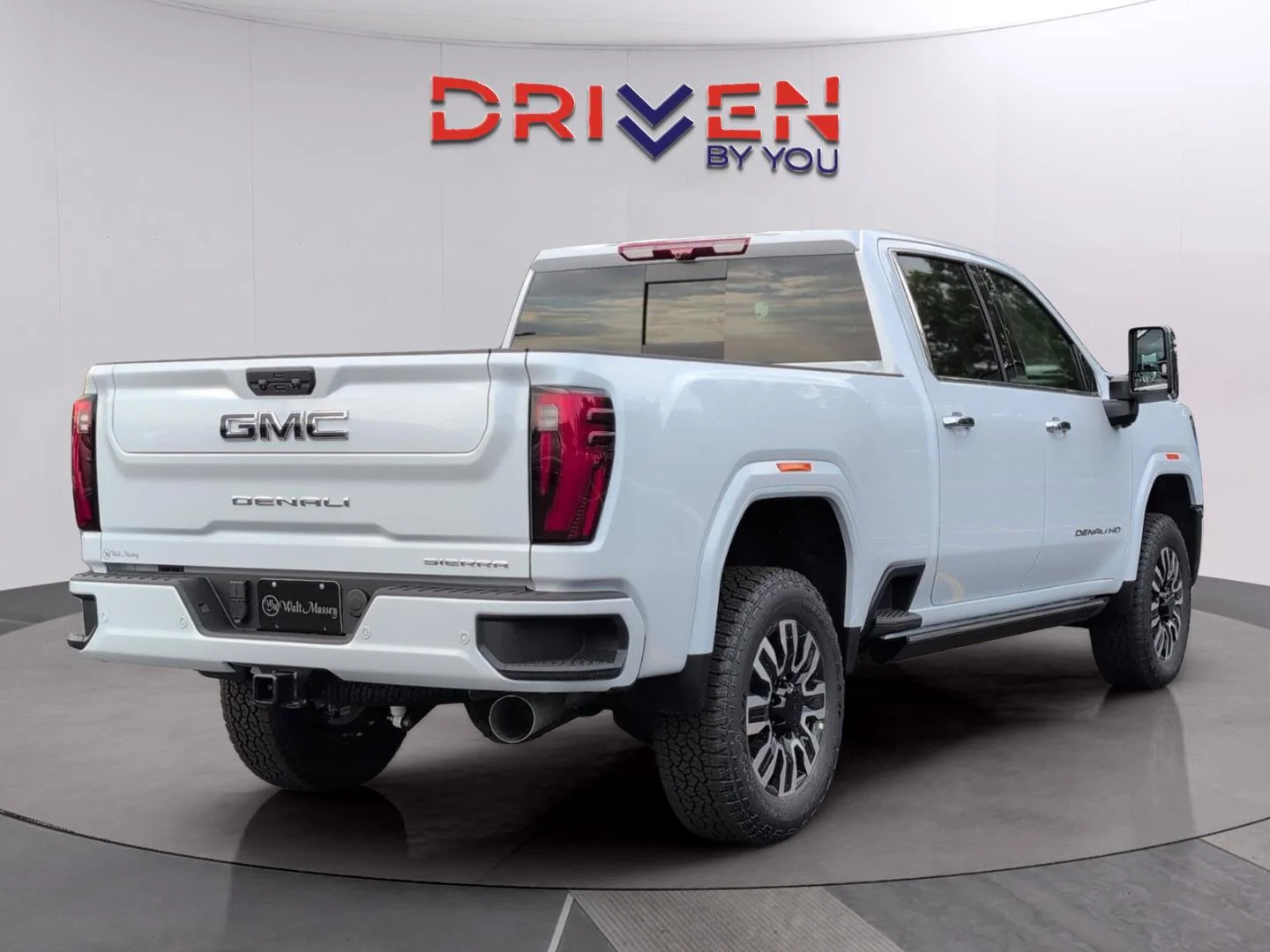 New 2026 Glacier White Tricoat GMC Denali Ultimate image 5