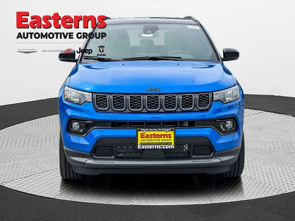 New 2026 Hydro Blue Pearl-Coat Exterior Paint Jeep Limited image 4