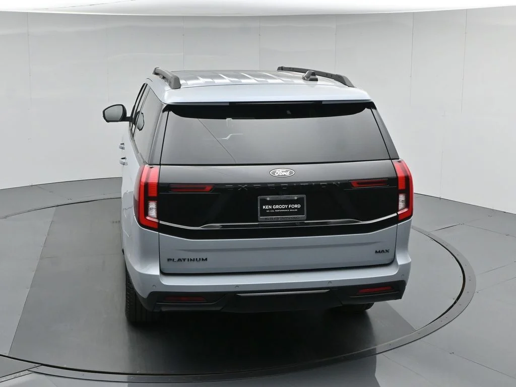 New 2026 Glacier Gray Metallic Tri-Coat Ford Platinum image 44