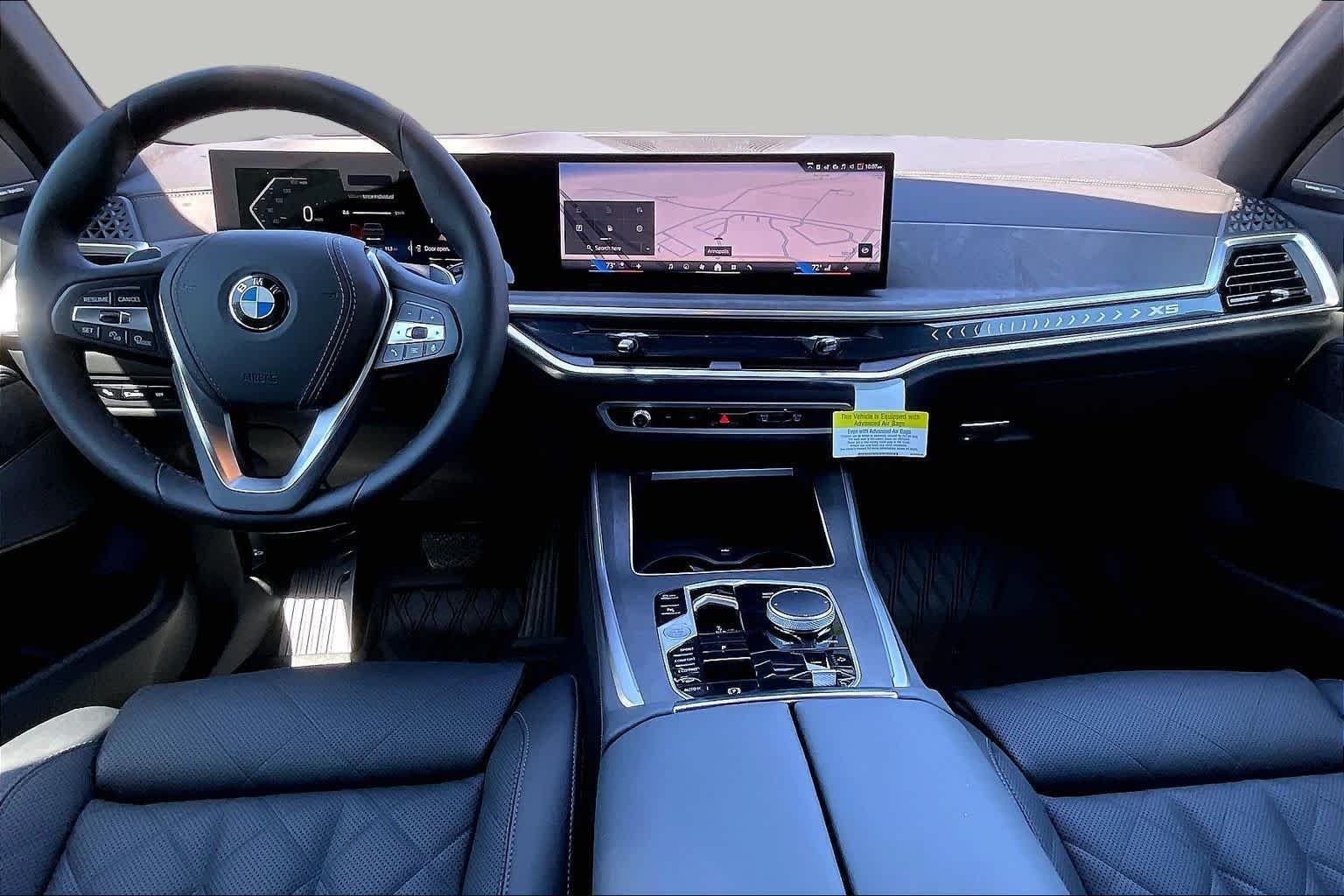 New 2026 Dravit Grey Metallic BMW xDrive40i image 5