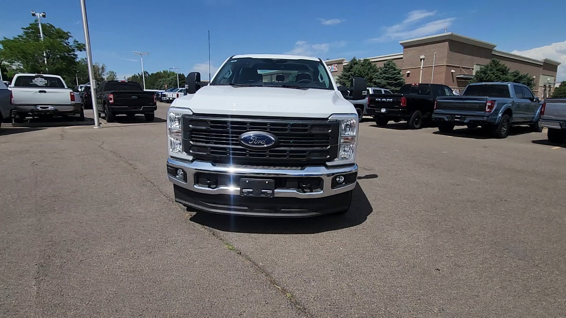 New 2026 Oxford White Ford XL image 16