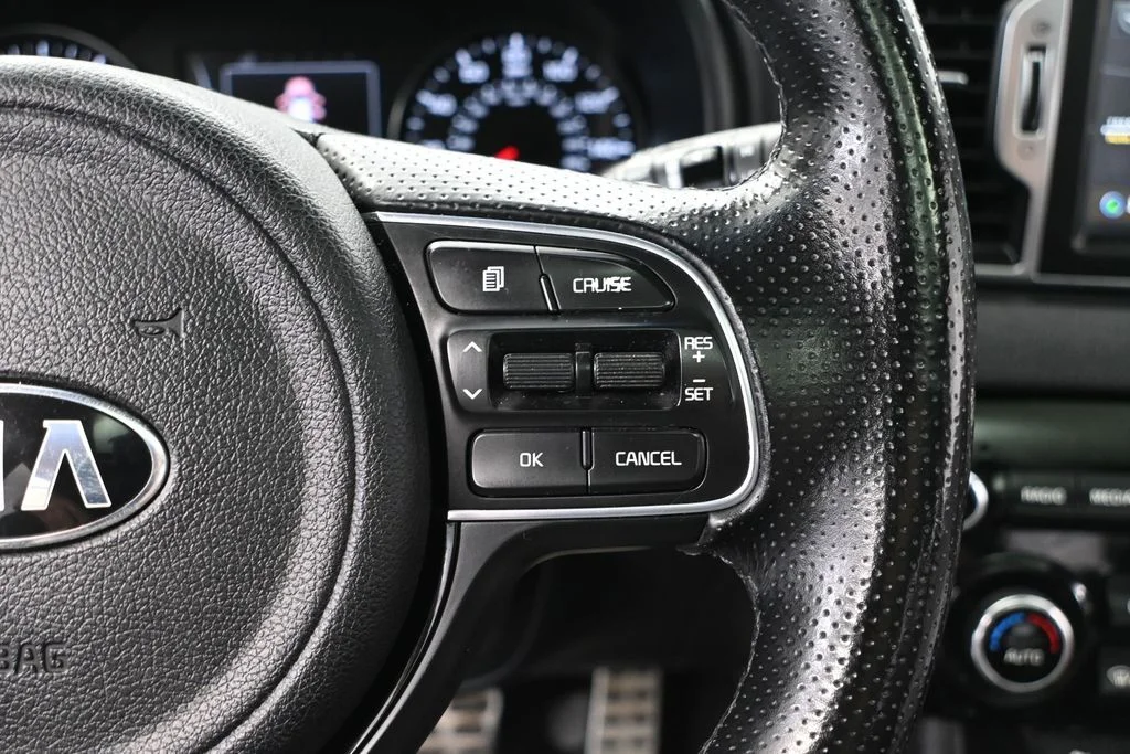 Used 2019 Silver Kia SX image 29