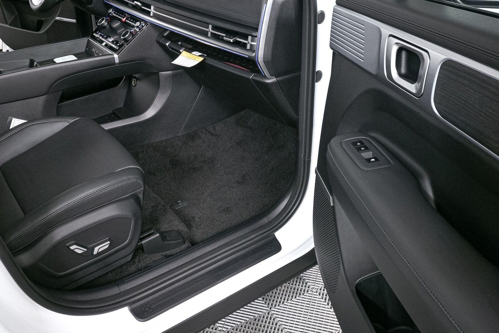 New 2026 Serenity White Hyundai Limited AWD image 26