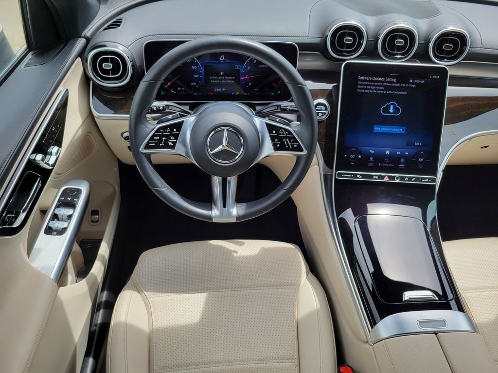Certified Used 2023 White Mercedes-Benz GLC 300 image 16