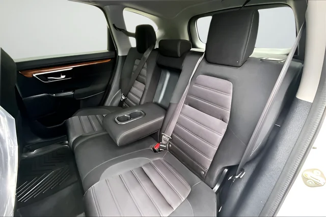 Used 2019  Honda EX image 19