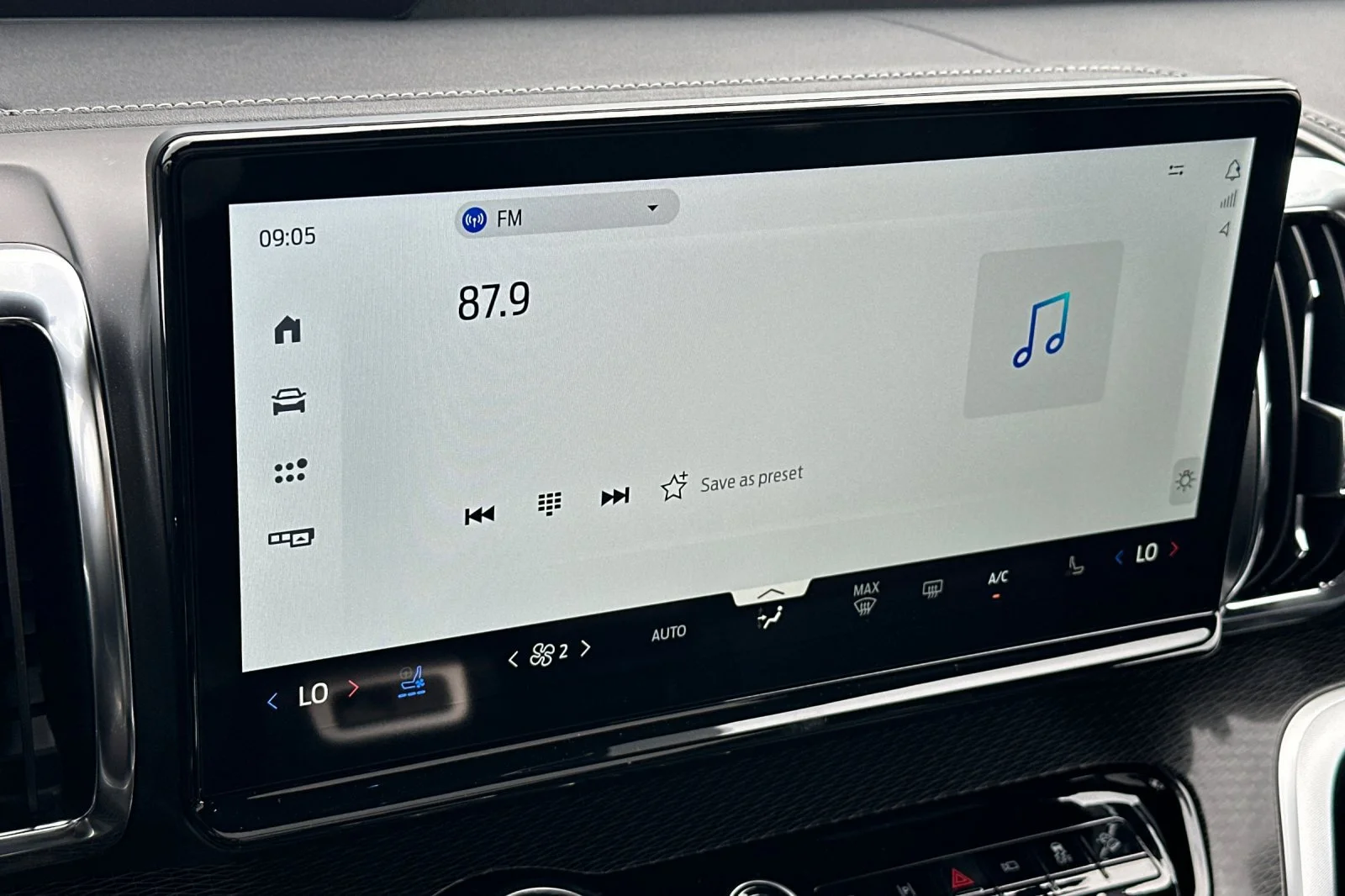 New 2027 Agate Black Metallic Ford MAX Platinum image 15