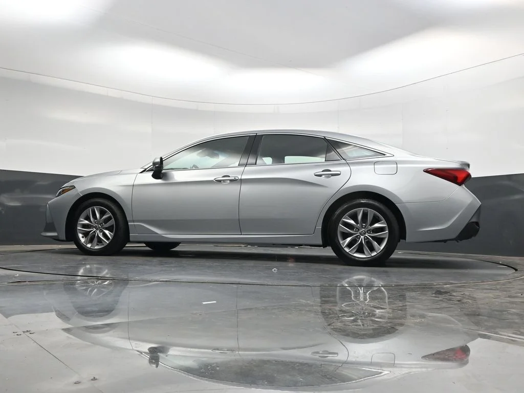 2022 Toyota Avalon XLE - Photo 35