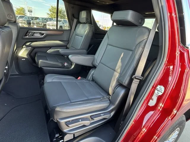 2027 GMC Yukon Denali - Photo 25