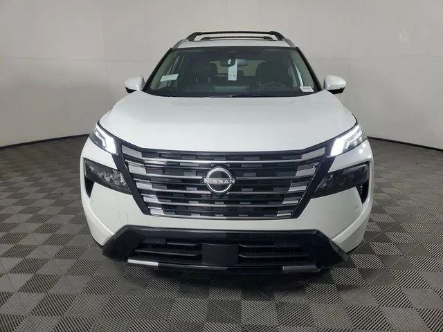 New 2026 Everest White Pearl TriCoat Nissan Platinum image 2