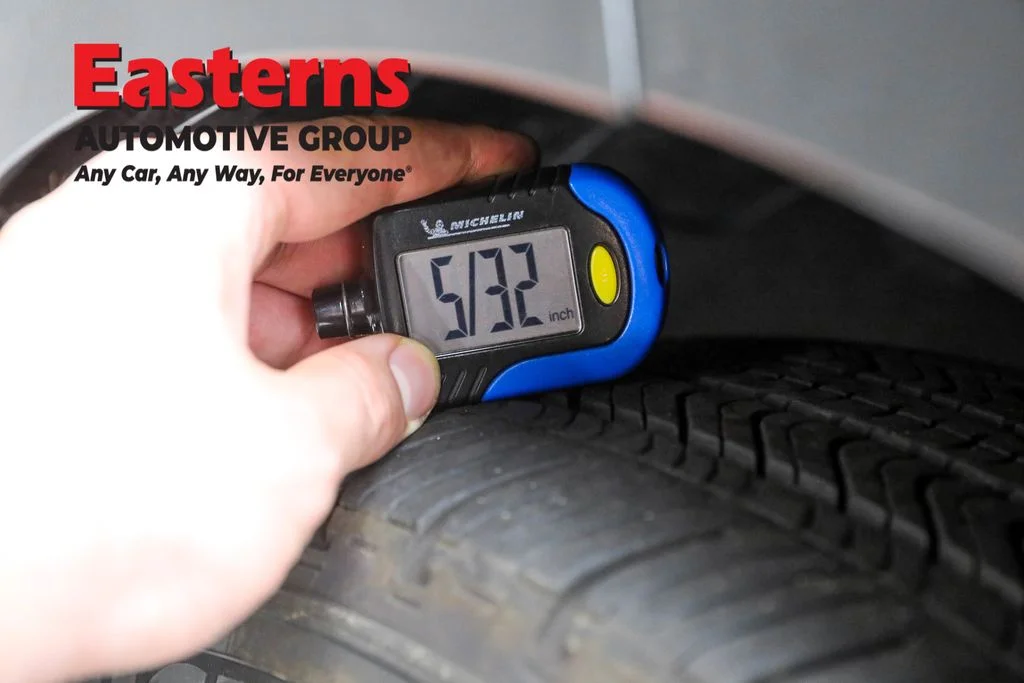 Used 2022 Gray Kia EX image 26