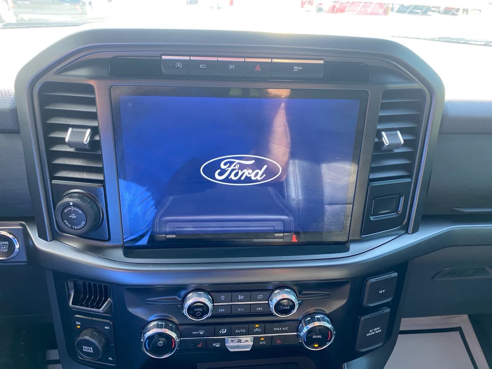 Used 2024 Antimatter Blue Ford XLT image 25