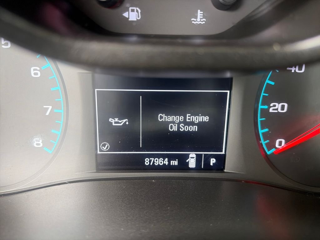 Used 2021 White GMC Elevation Standard image 17