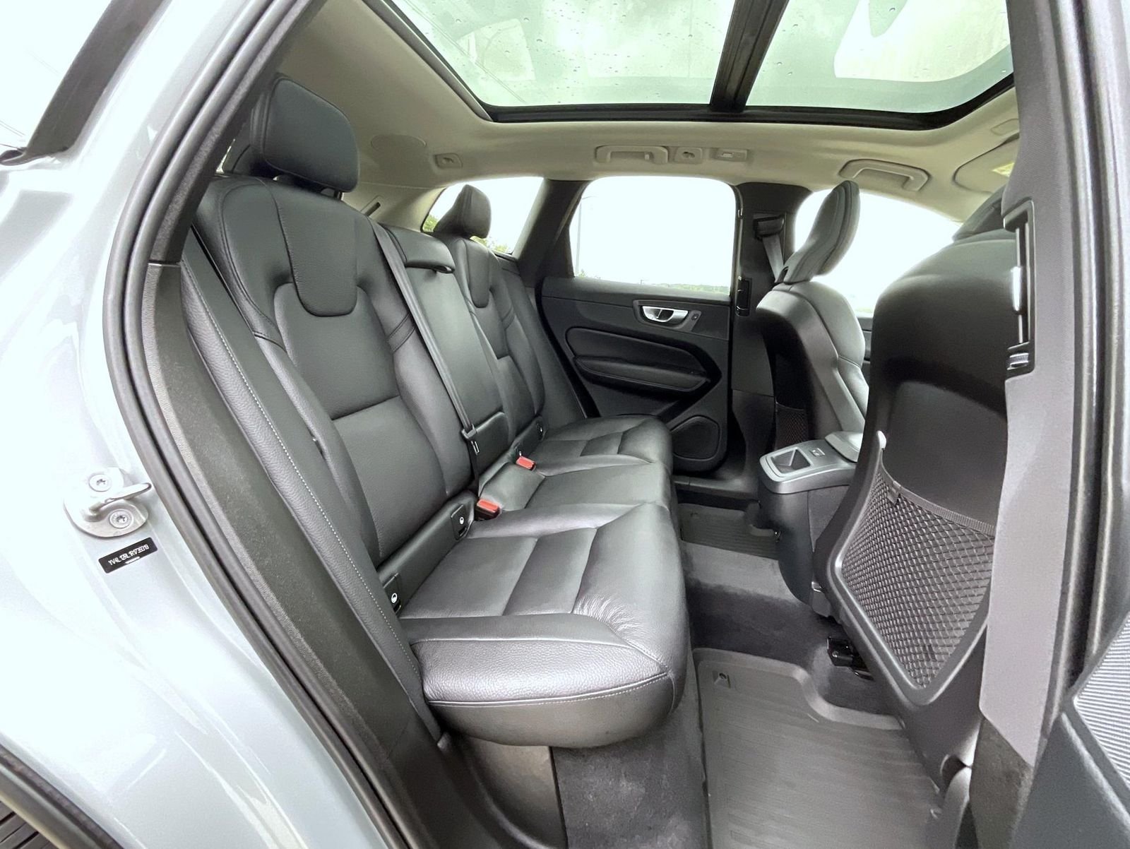 2024 Volvo XC60 Plus - Photo 20