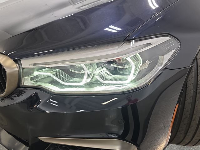 Used 2019 Carbon Black Metallic BMW M550i xDrive image 29