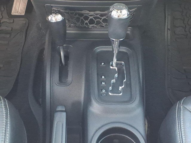 Used 2016 White Jeep Rubicon image 18
