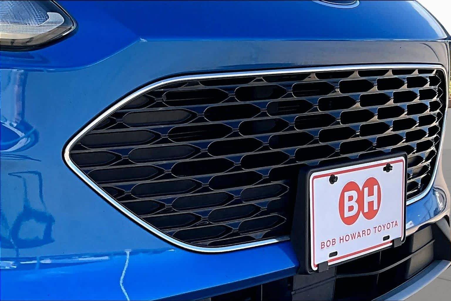 Used 2020 Velocity Blue Metallic Ford SE image 28