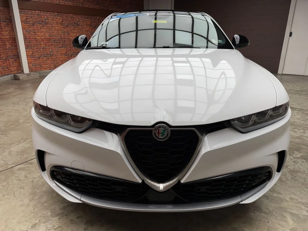 Used 2024 White Alfa Romeo Ti image 9