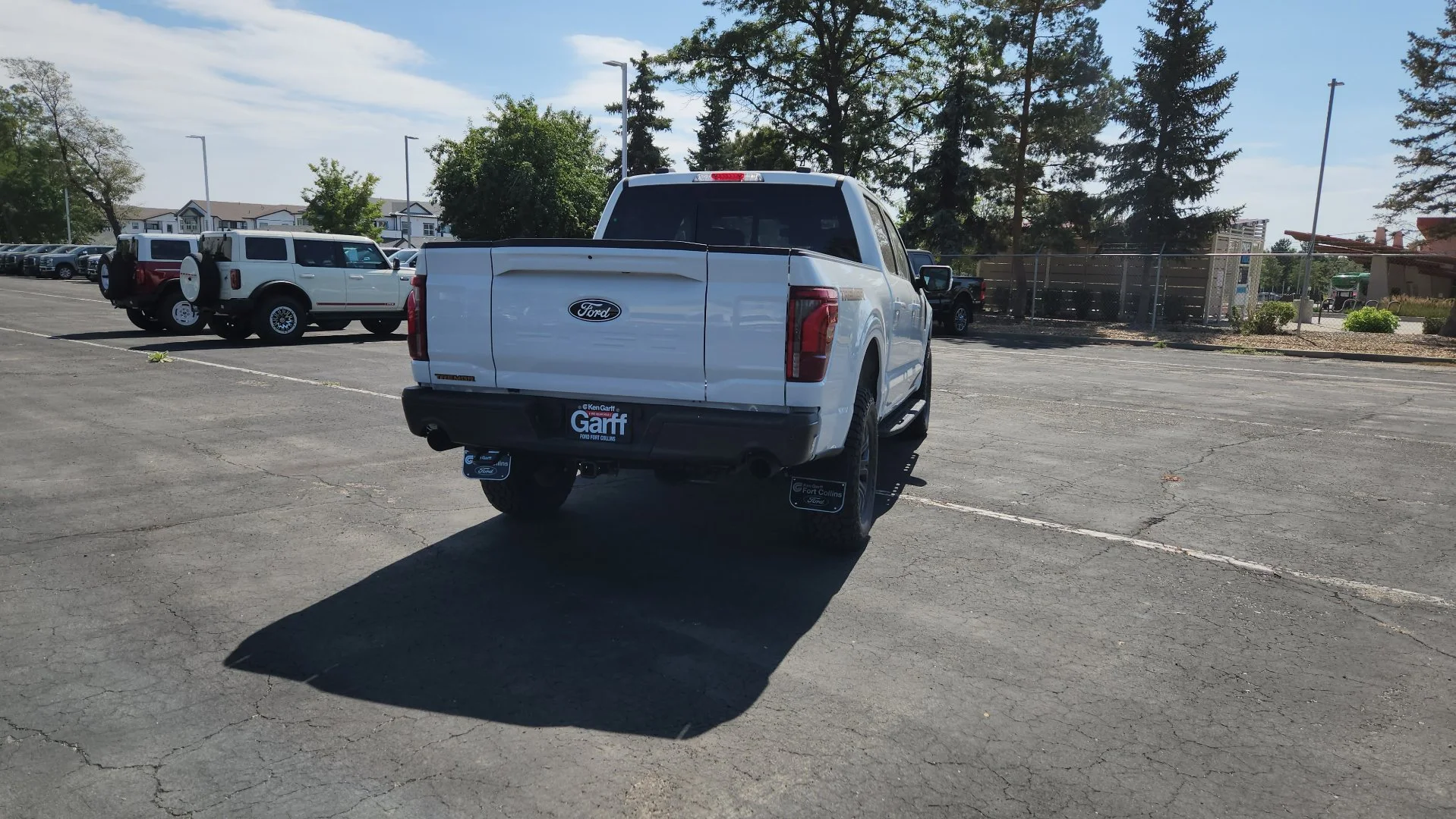 New 2026 Oxford White Ford Tremor image 5